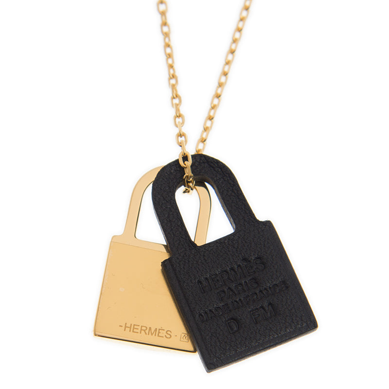 18K O'Kelly Black Pendant Hermes Necklace