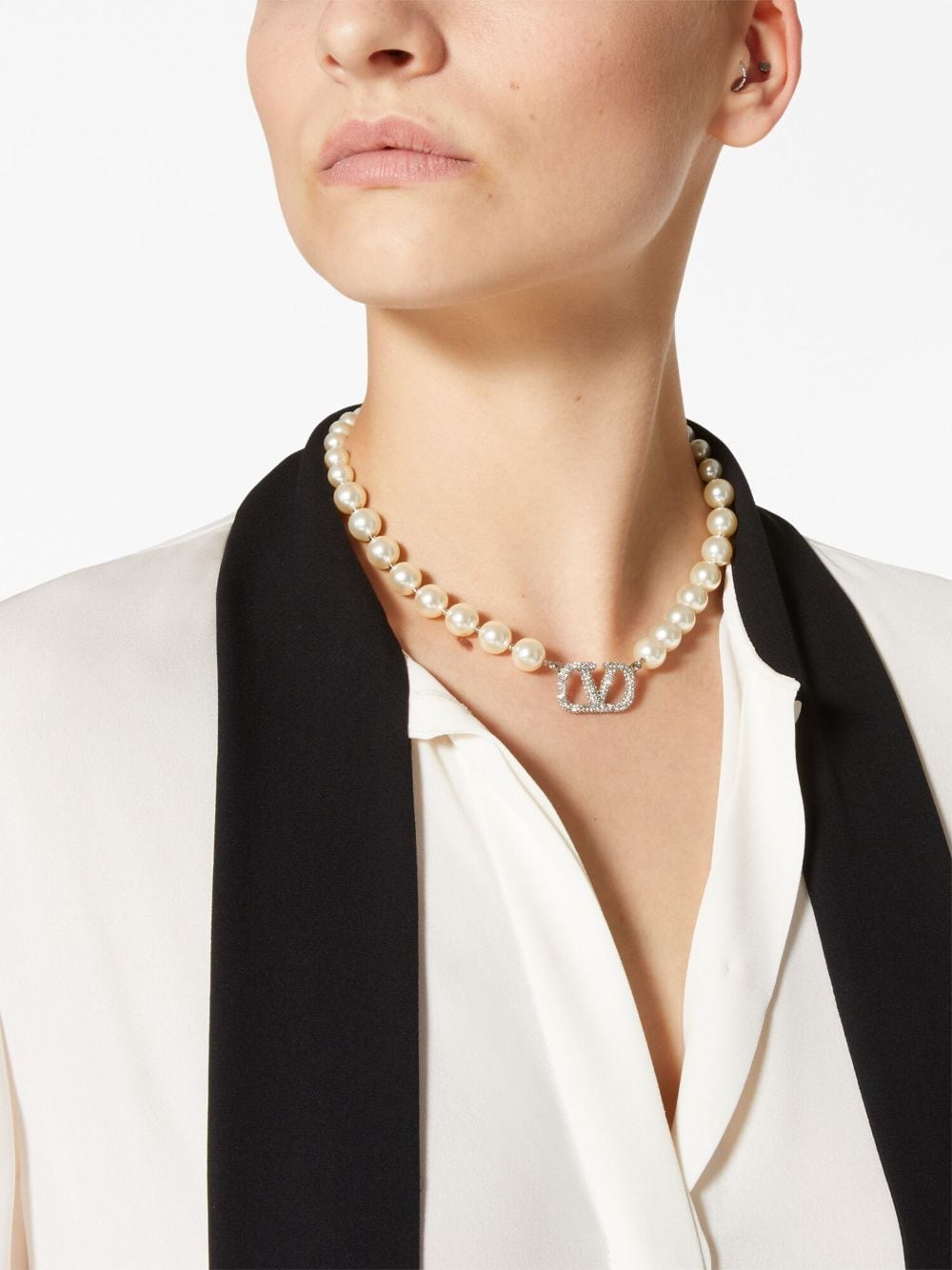 18K Valentino VLogo Signature Necklace