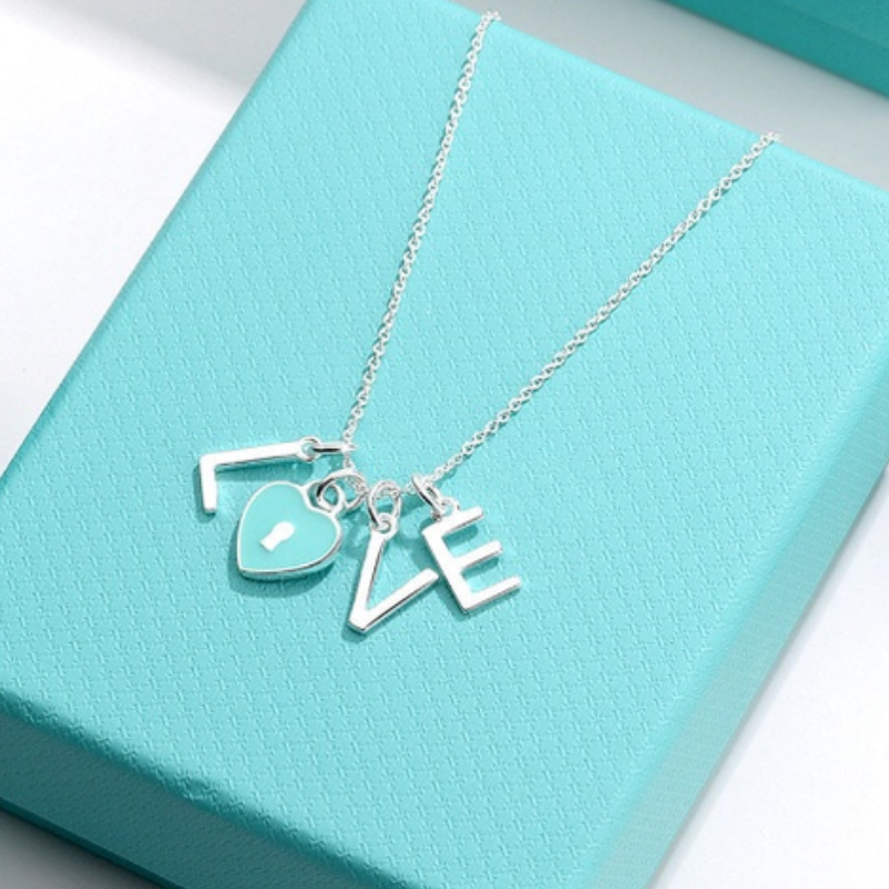 18K Tiffany Love Chain Necklace