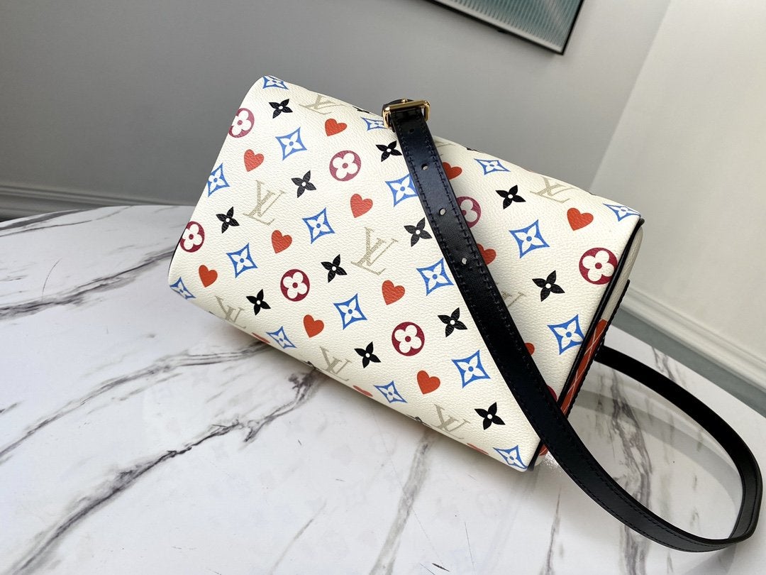 LOUIS VUITTON SPEEDY GAME ON BANDOULIERE 25CM