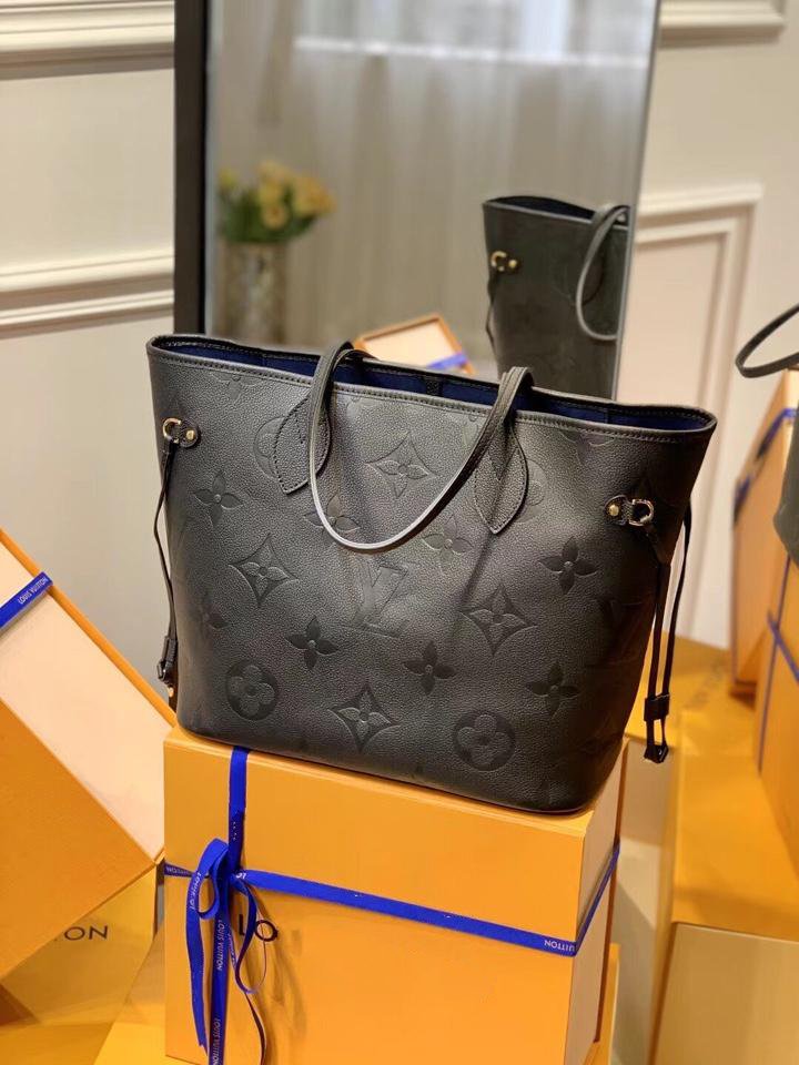LOUIS VUITTON NEVERFULL MM 32 BLACK EMBOSSED COWHIDE LEATHER