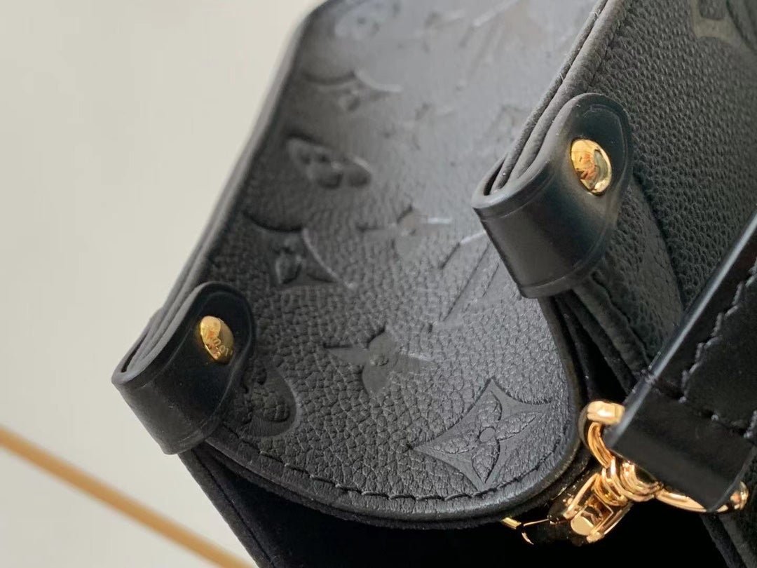LOUIS VUITTON ONTHEGO PM 25 BLACK MONOGRAM EMPREINTE GIANT CANVAS
