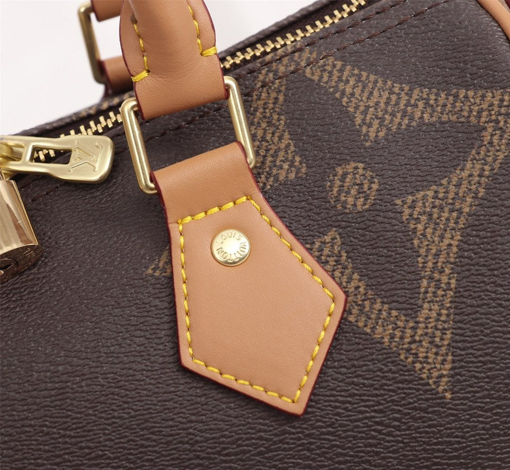LOUIS VUITTON SPEEDY BANDOULIERE 25 GIANT MONOGRAM CANVAS