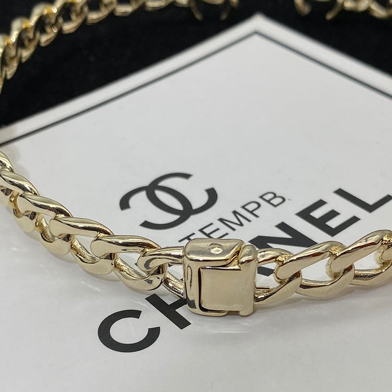 18K Interlocking  Chanel Cuff Logo Choker Necklaces