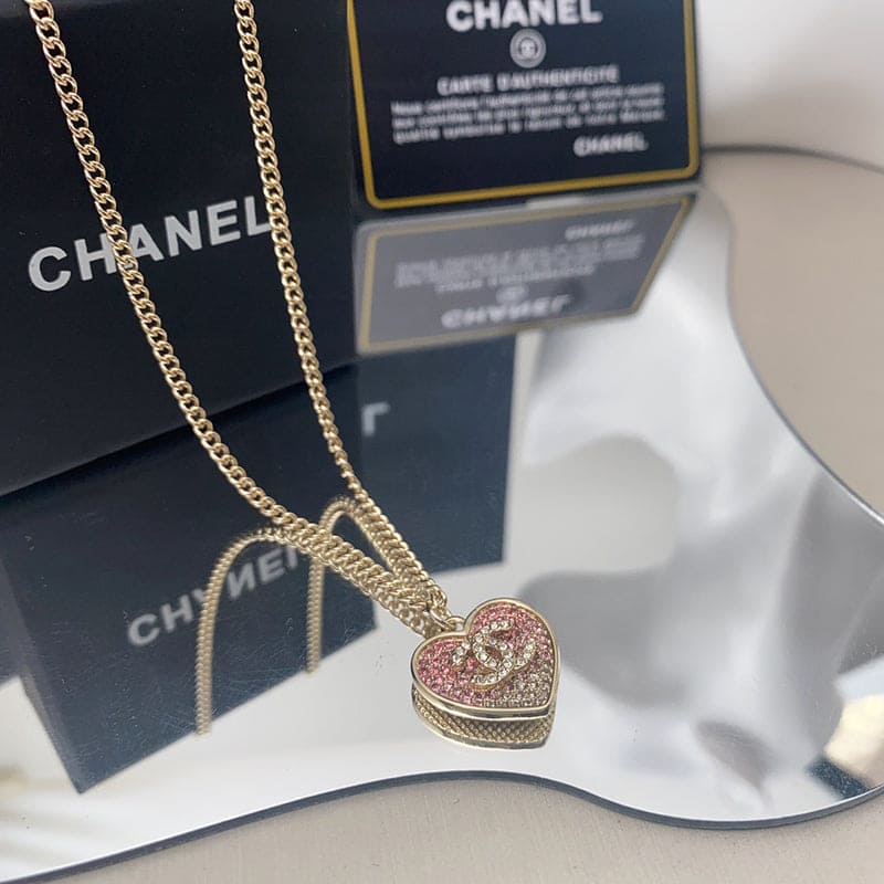 18K  Chanel Pink Diamonds Necklace