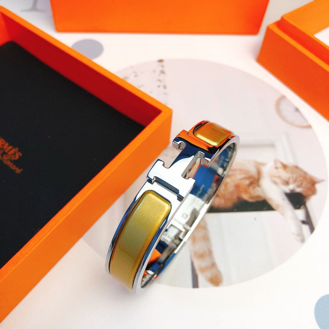 18K Clic Hermes Yellow Bracelet