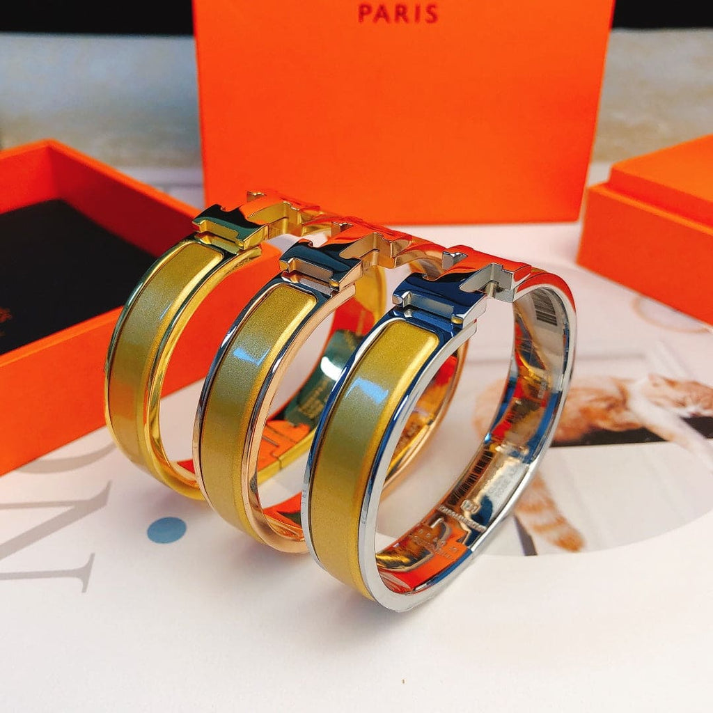 18K Clic Hermes Yellow Bracelet