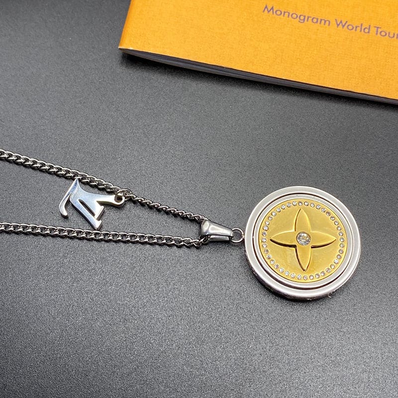18K Louis Vuitton Catch Pendant Necklace