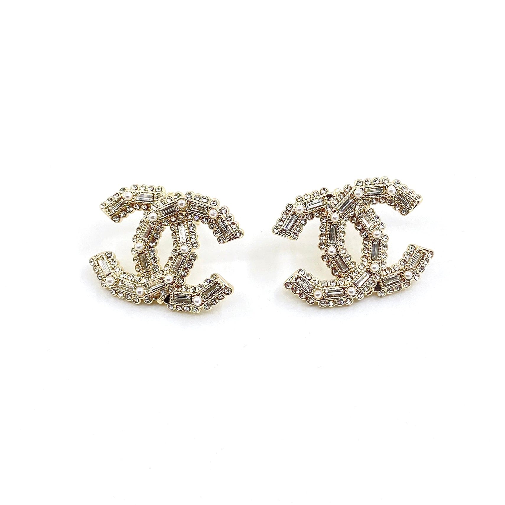 18K  Chanel Push Back Earrings
