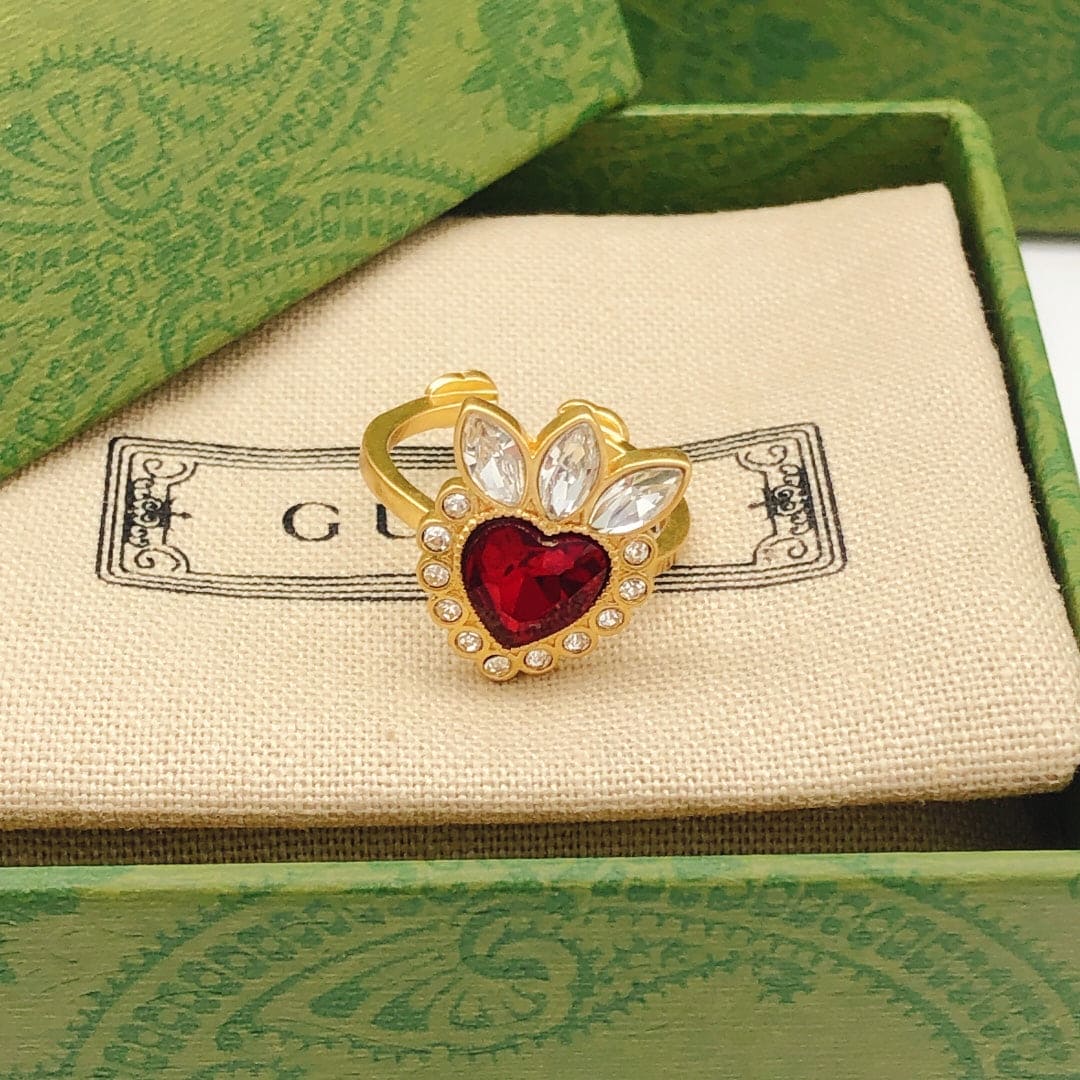 18K Double Gucci Crystal Heart Ring