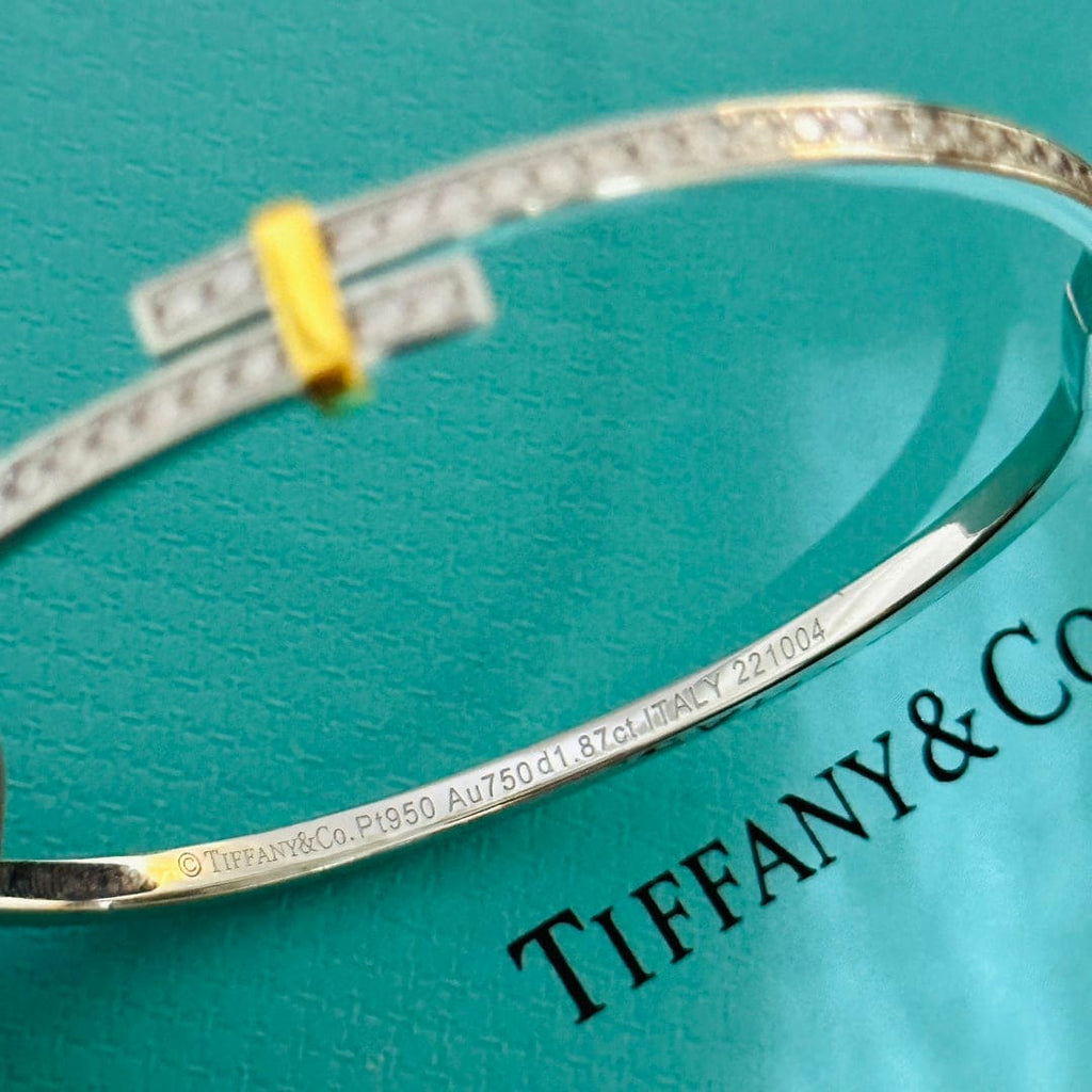 18K Tiffany Edge Hinged Bypass Bangle Bracelet