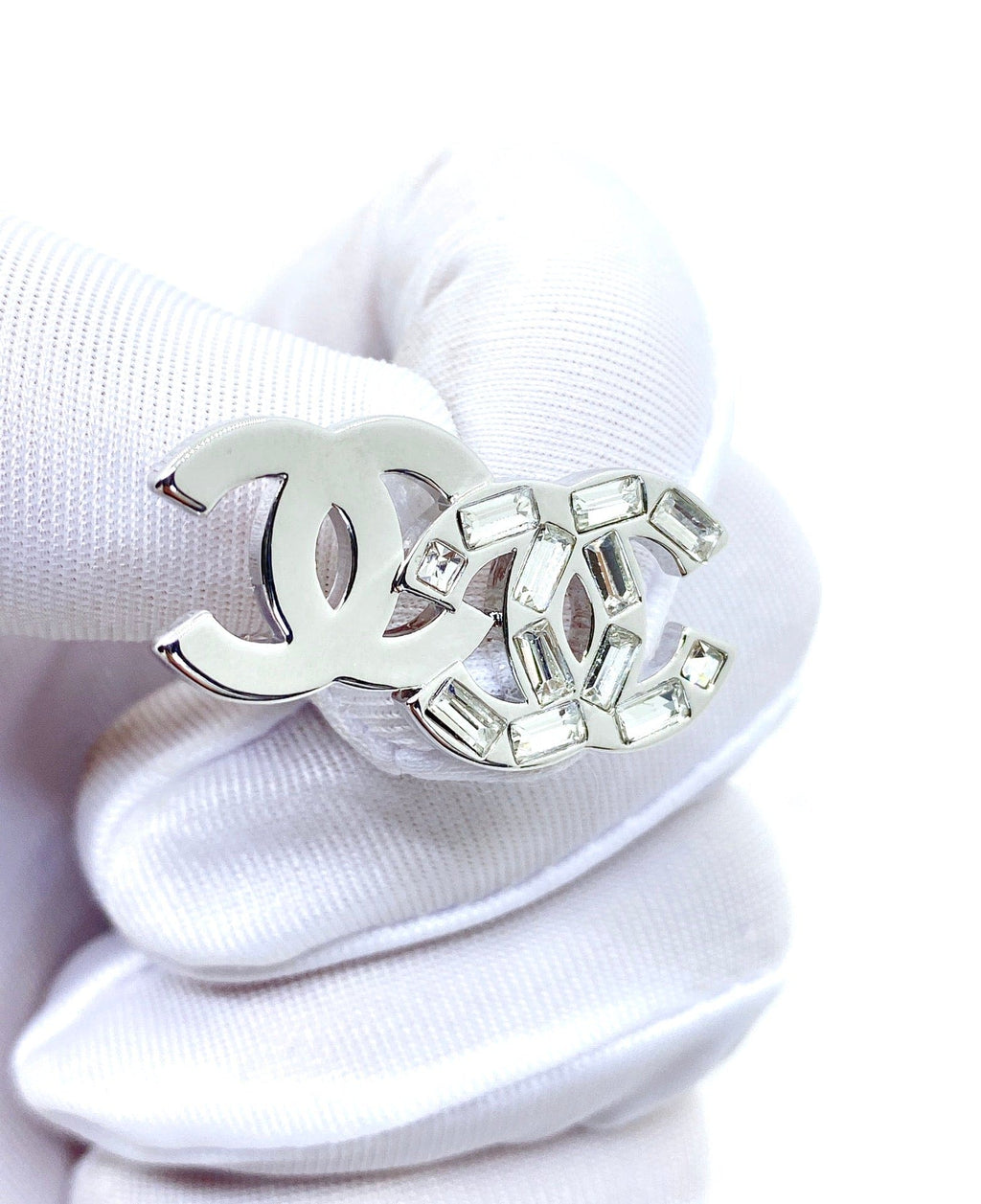 18K  Chanel Crystal Earrings