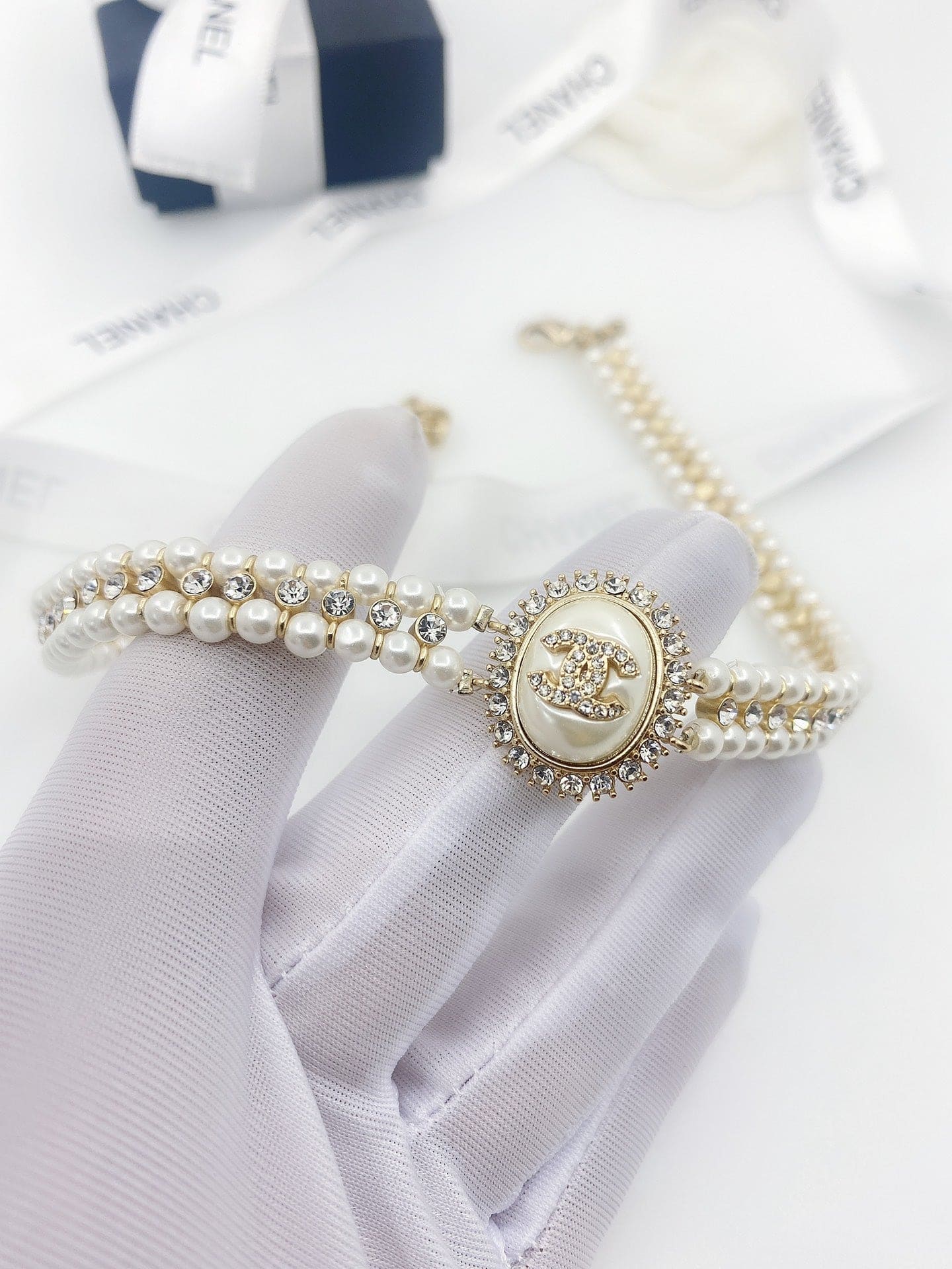 18K  Chanel Pearl Necklace