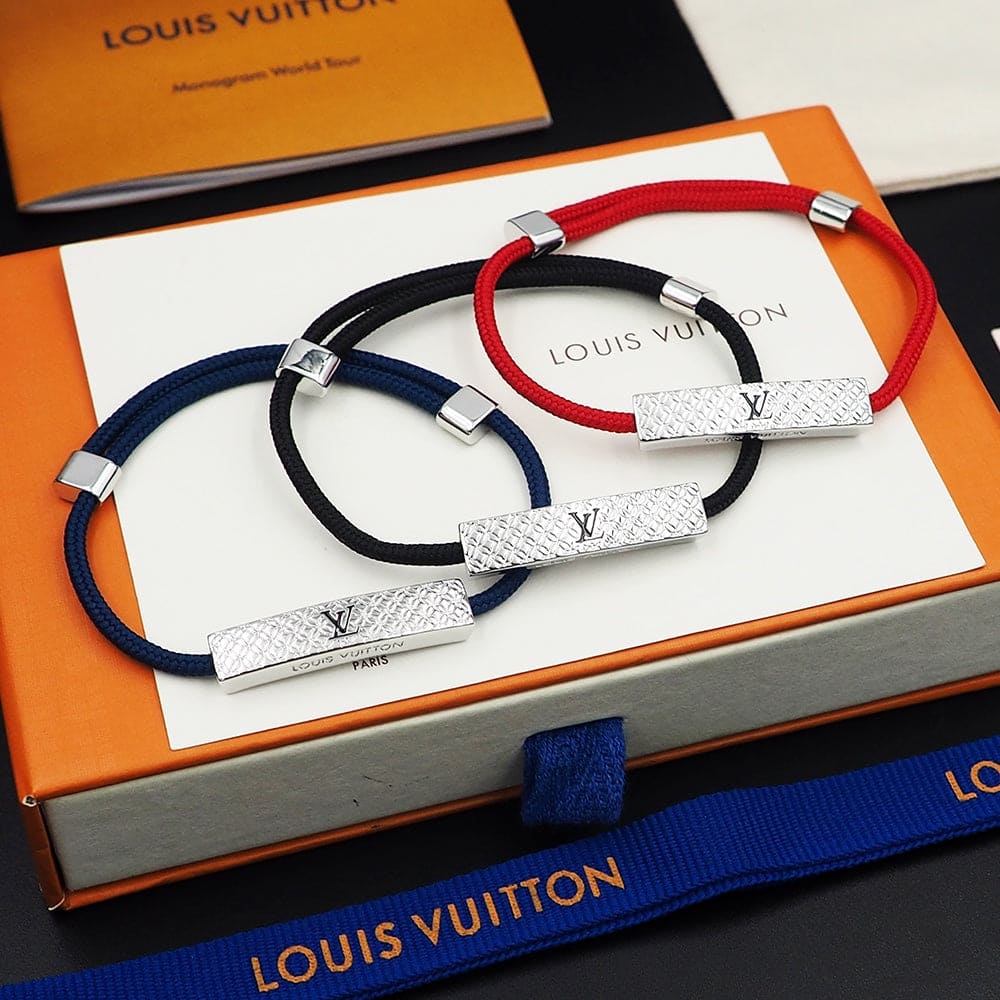18K Louis Vuitton Champs Elys¨¦es Red Bracelet