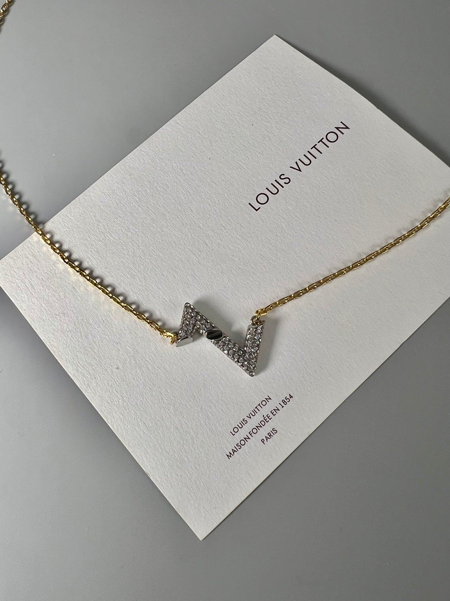 18K Louis Vuitton Volt Upside Down Pendant Necklace
