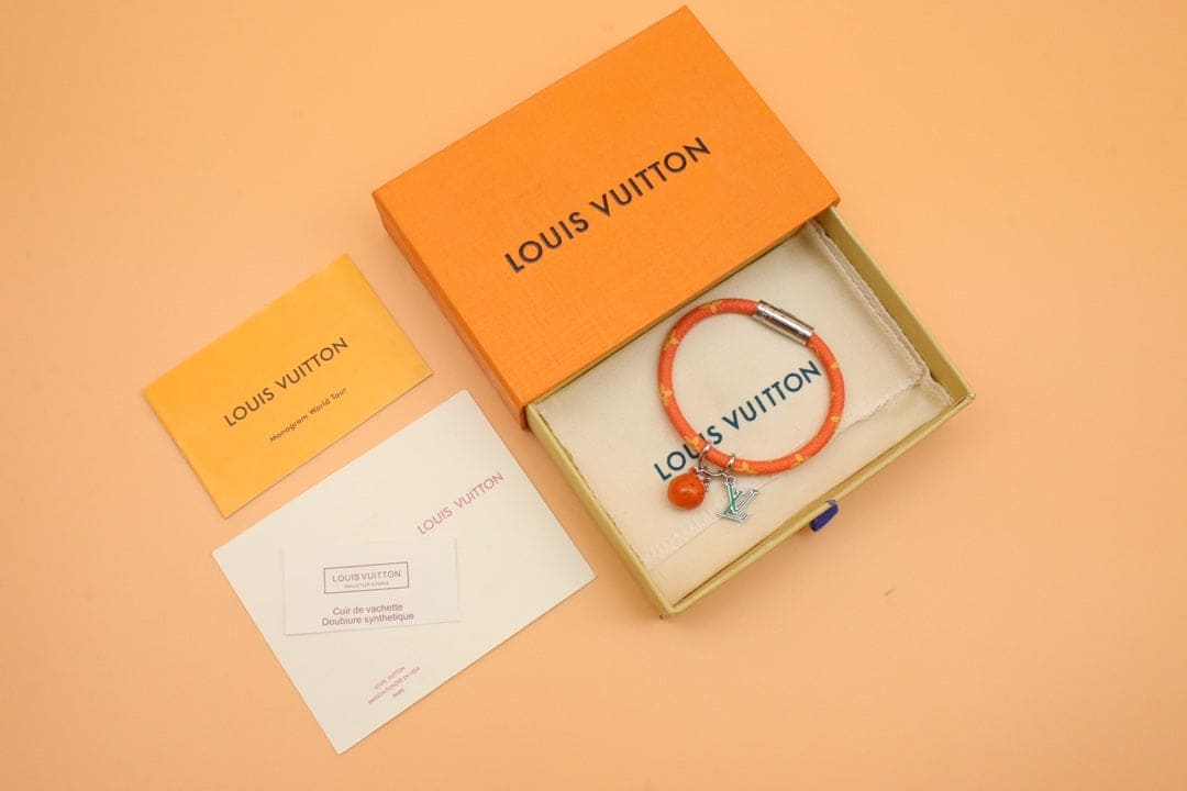18K Louis Vuitton Hang It Fruits Orange Bracelet