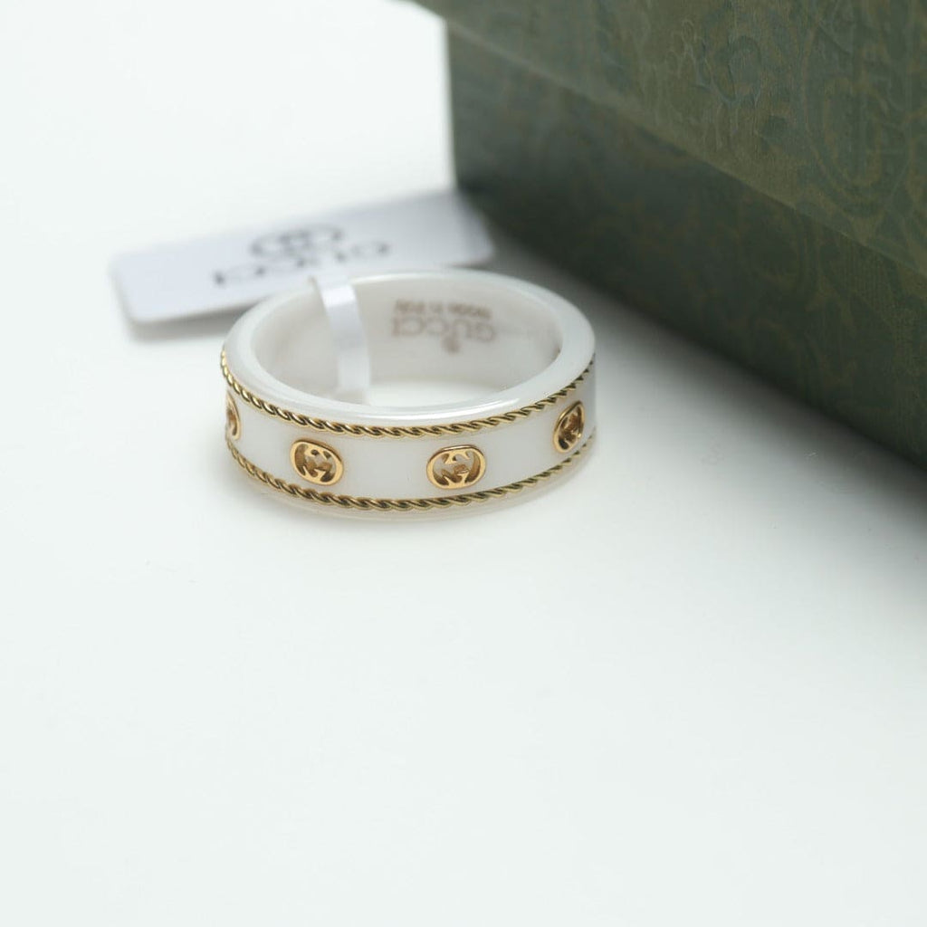 18K Double Gucci Interlocking Gucci Icon White Zirconia Ring