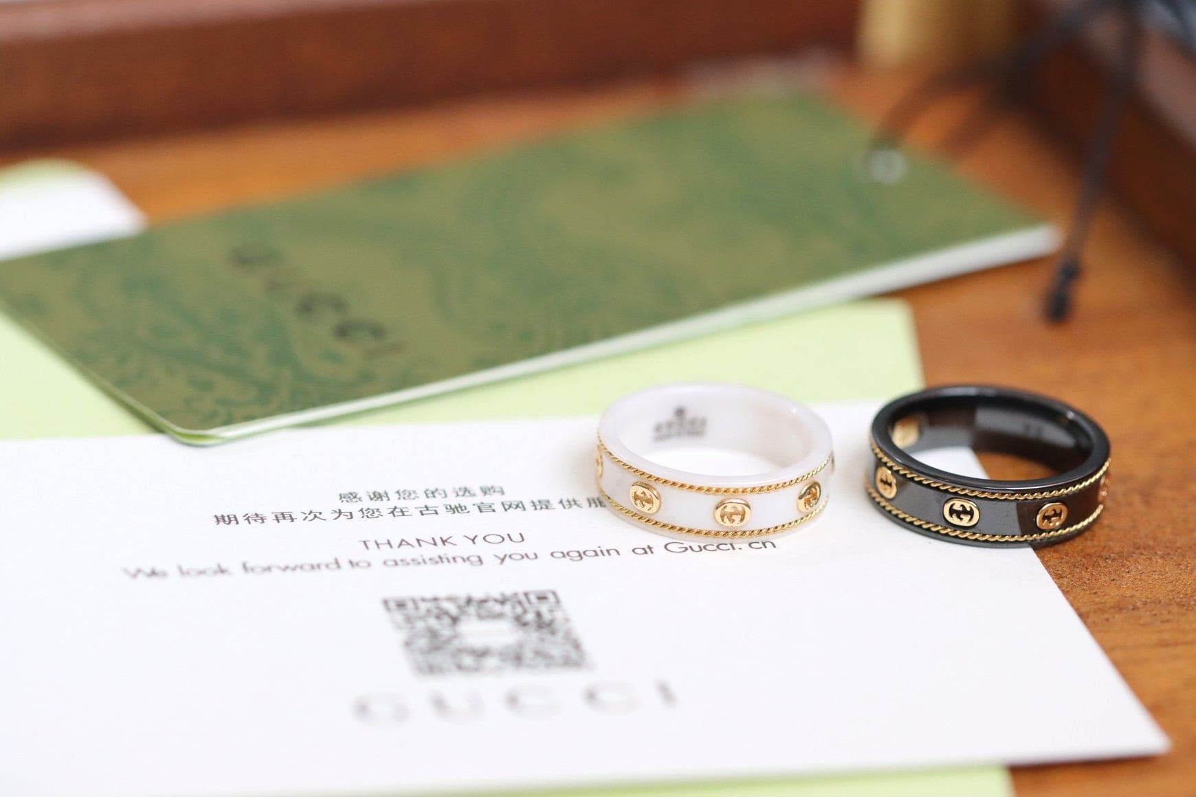 18K Double Gucci Interlocking Gucci Icon White Zirconia Ring