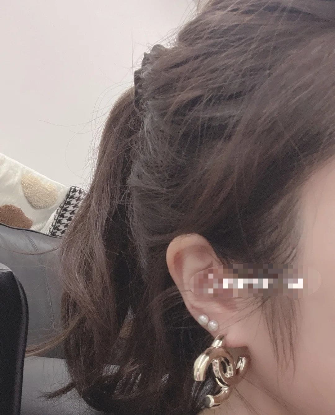 18K  Chanel Gold Earrings