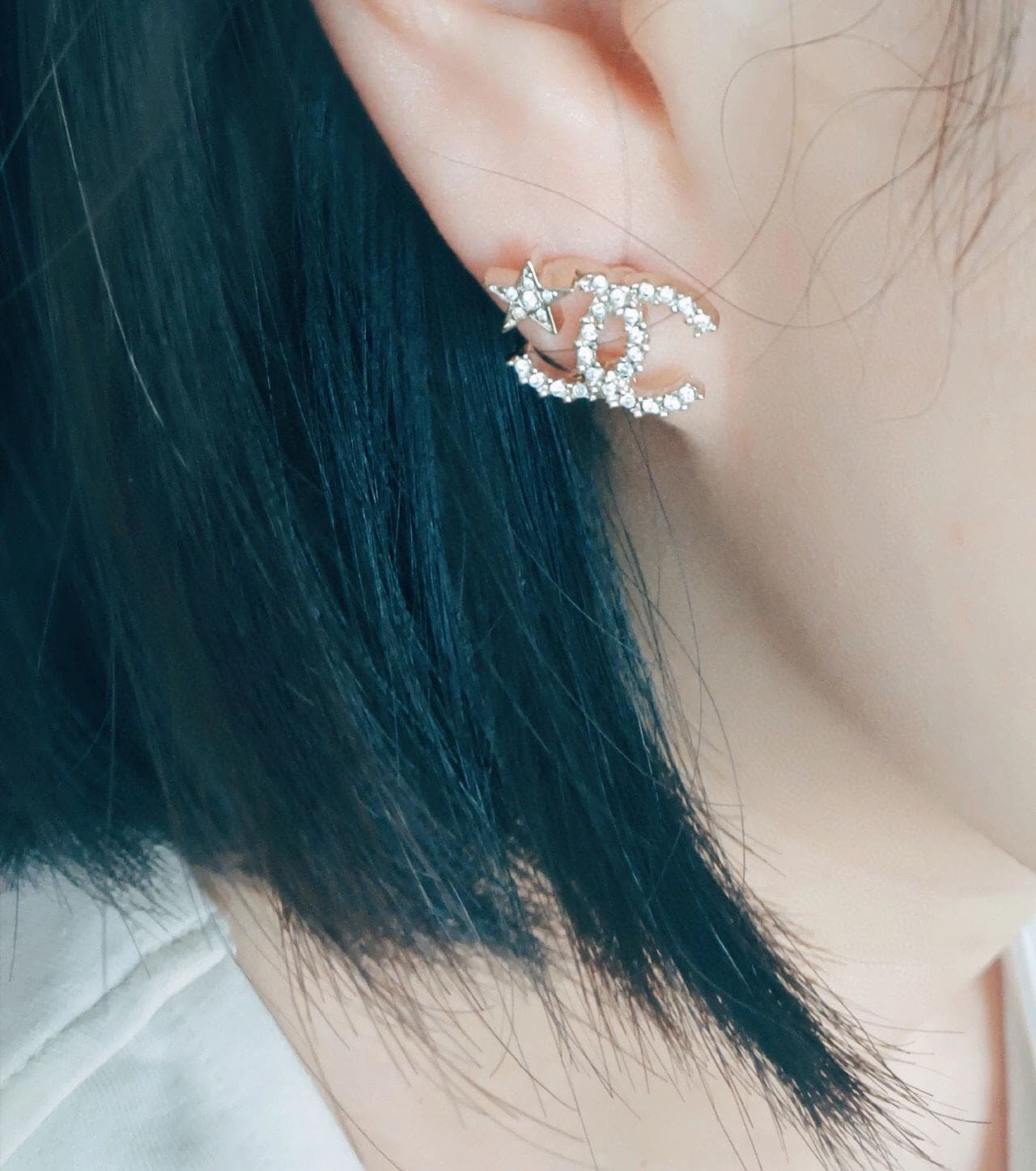 18K  Chanel Star Earrings