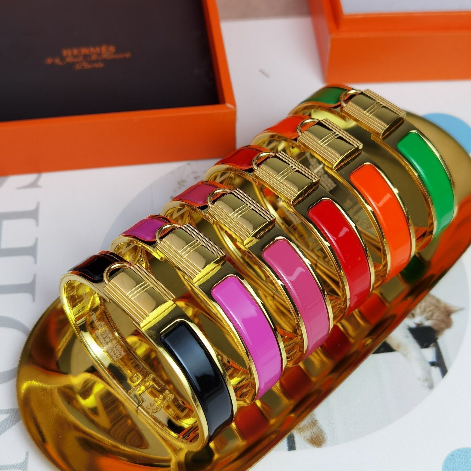 18K Clic Cadenas Red Hermes Bracelet