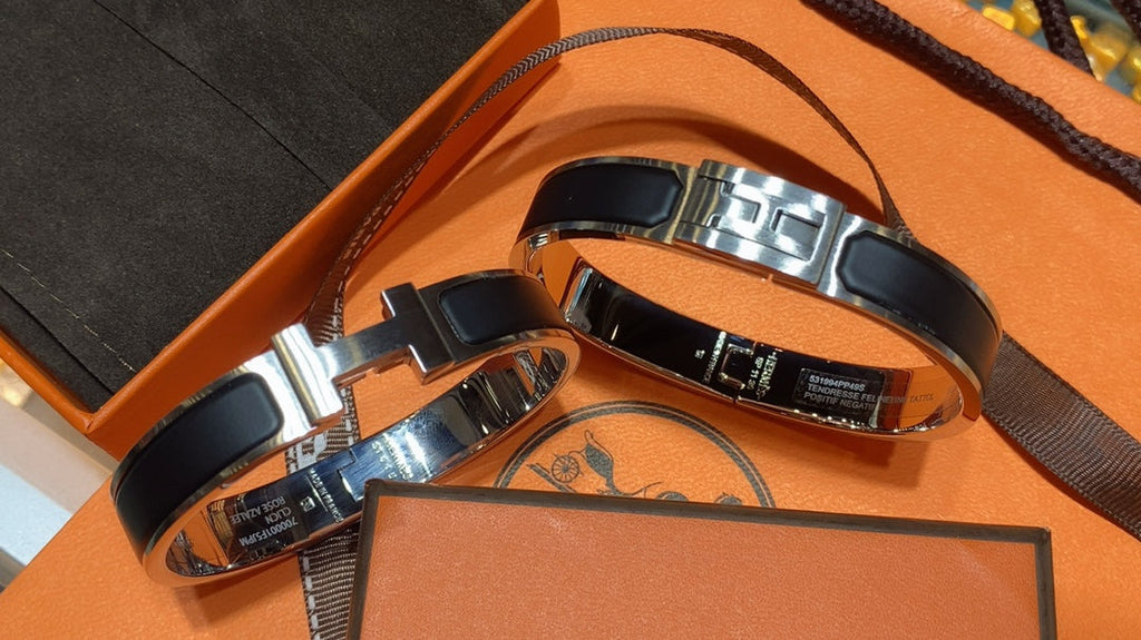18K Jet Black Hermes Bracelet