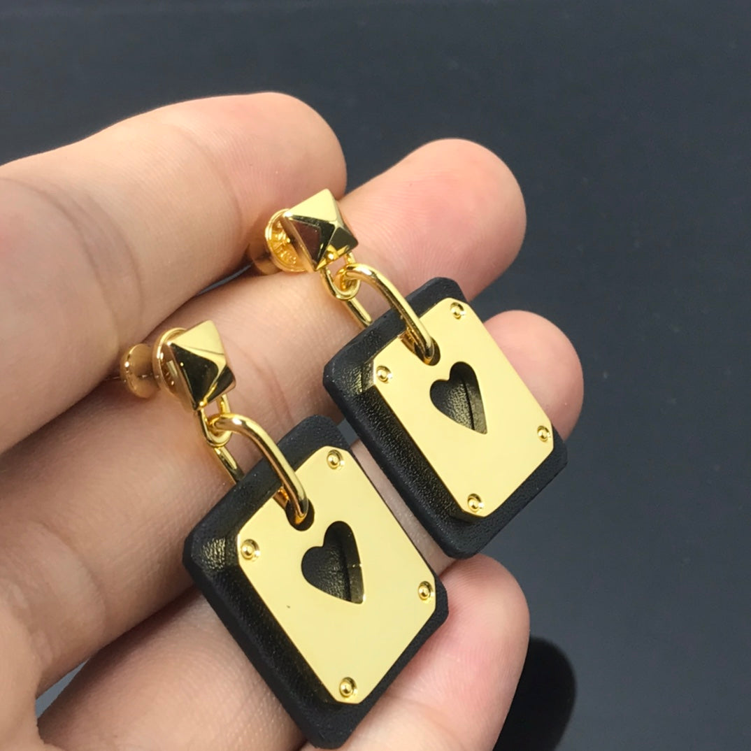 18K As De Celine Black Hermes Earrings