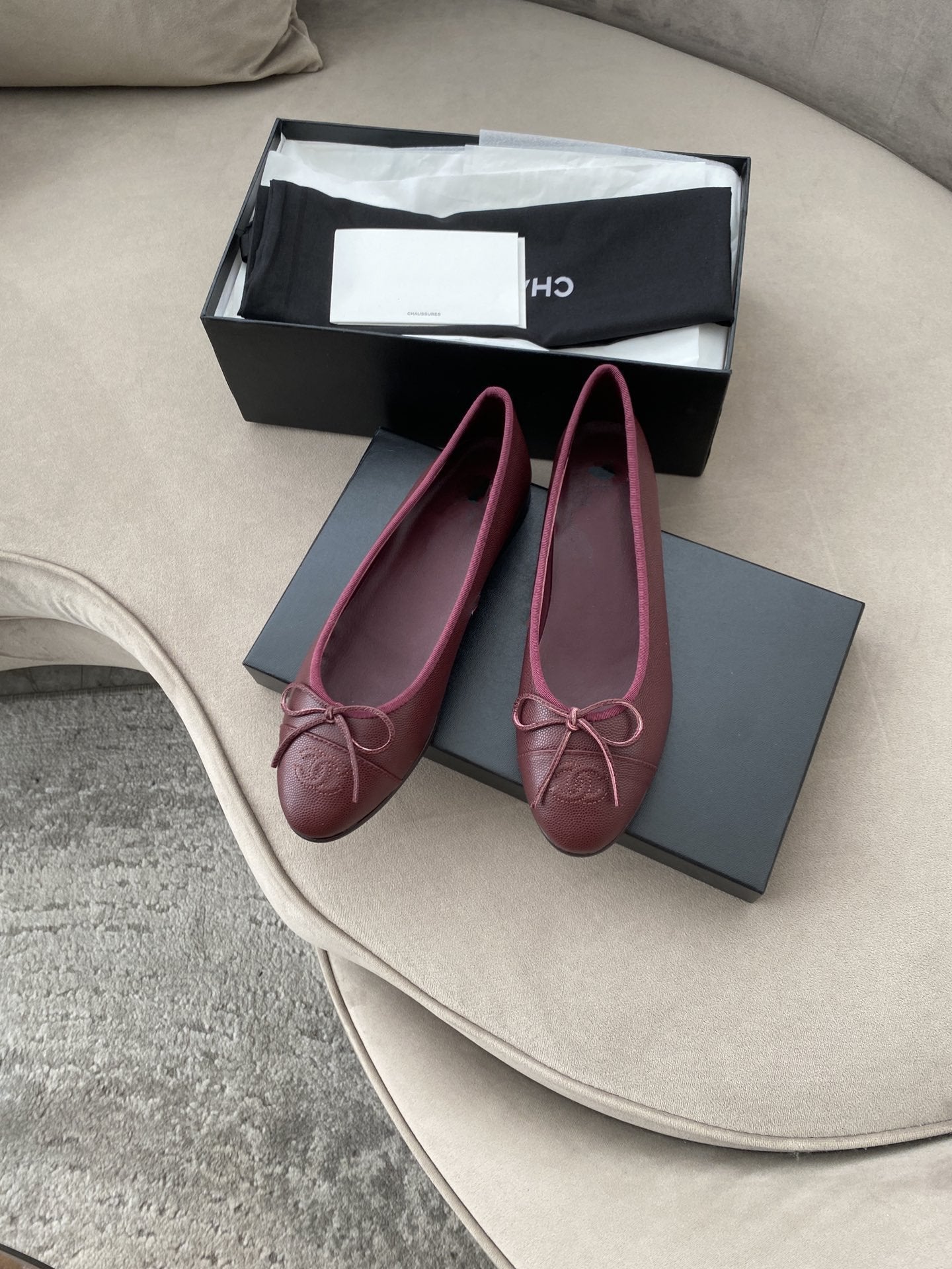 CHANEL BALLET FLATS BURGUNDY GRAINED CALFSKIN