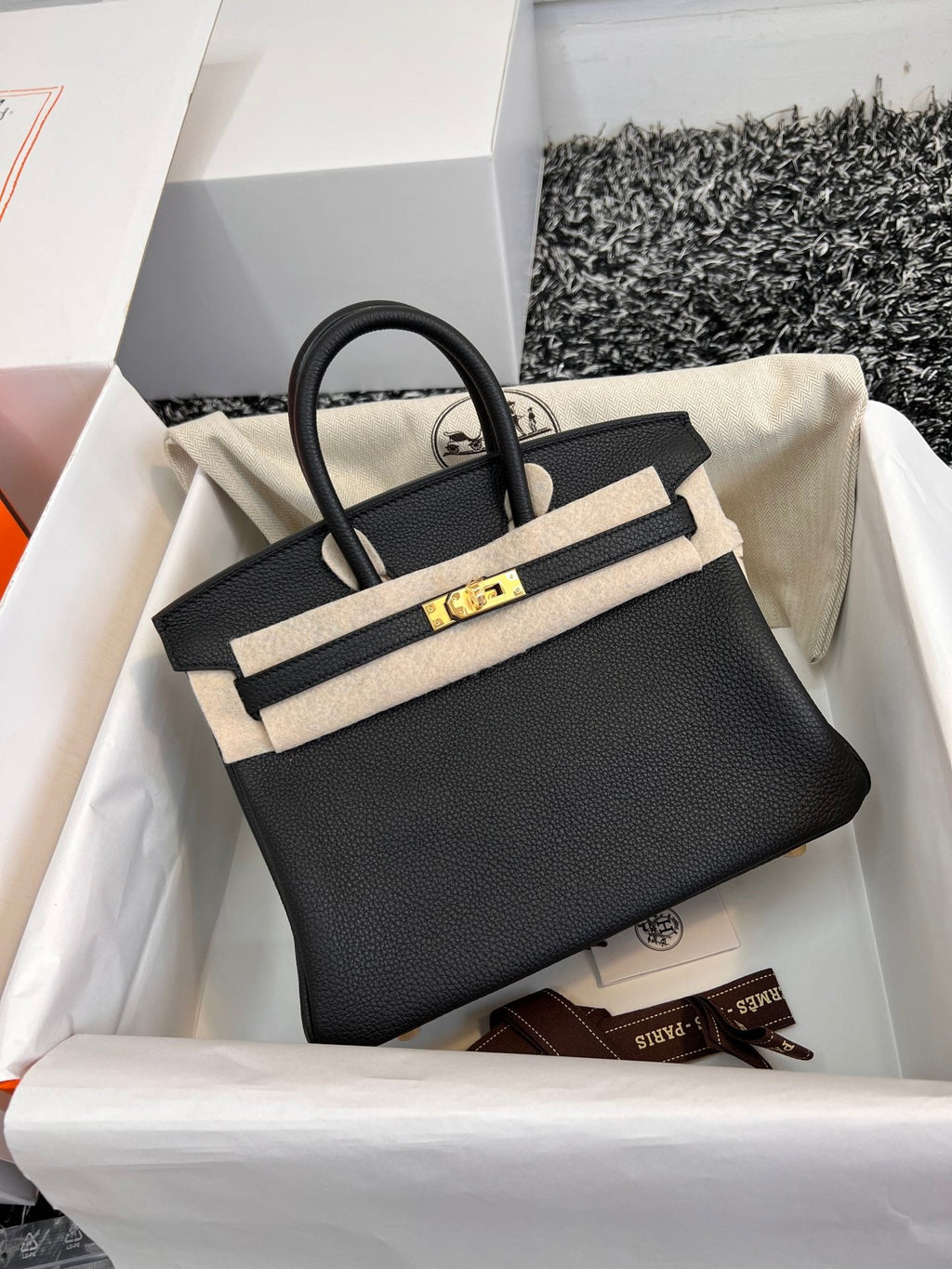 HERMES BIRKIN 25CM BLACK TOGO LEATHER GOLD HARDWARE