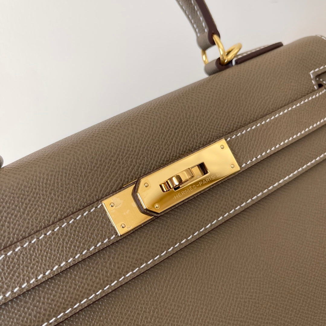 HERMES KELLY 28CM ETAIN EPSOM LEATHER GOLD HARDWARE