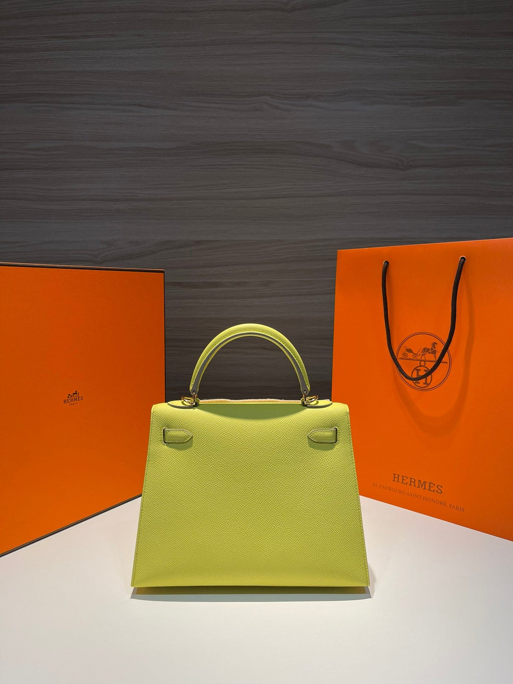 HERMES KELLY 25CM LIME EPSOM LEATHER GOLD HARDWARE