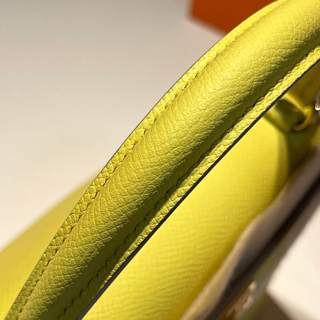 HERMES KELLY 25CM LIME EPSOM LEATHER GOLD HARDWARE