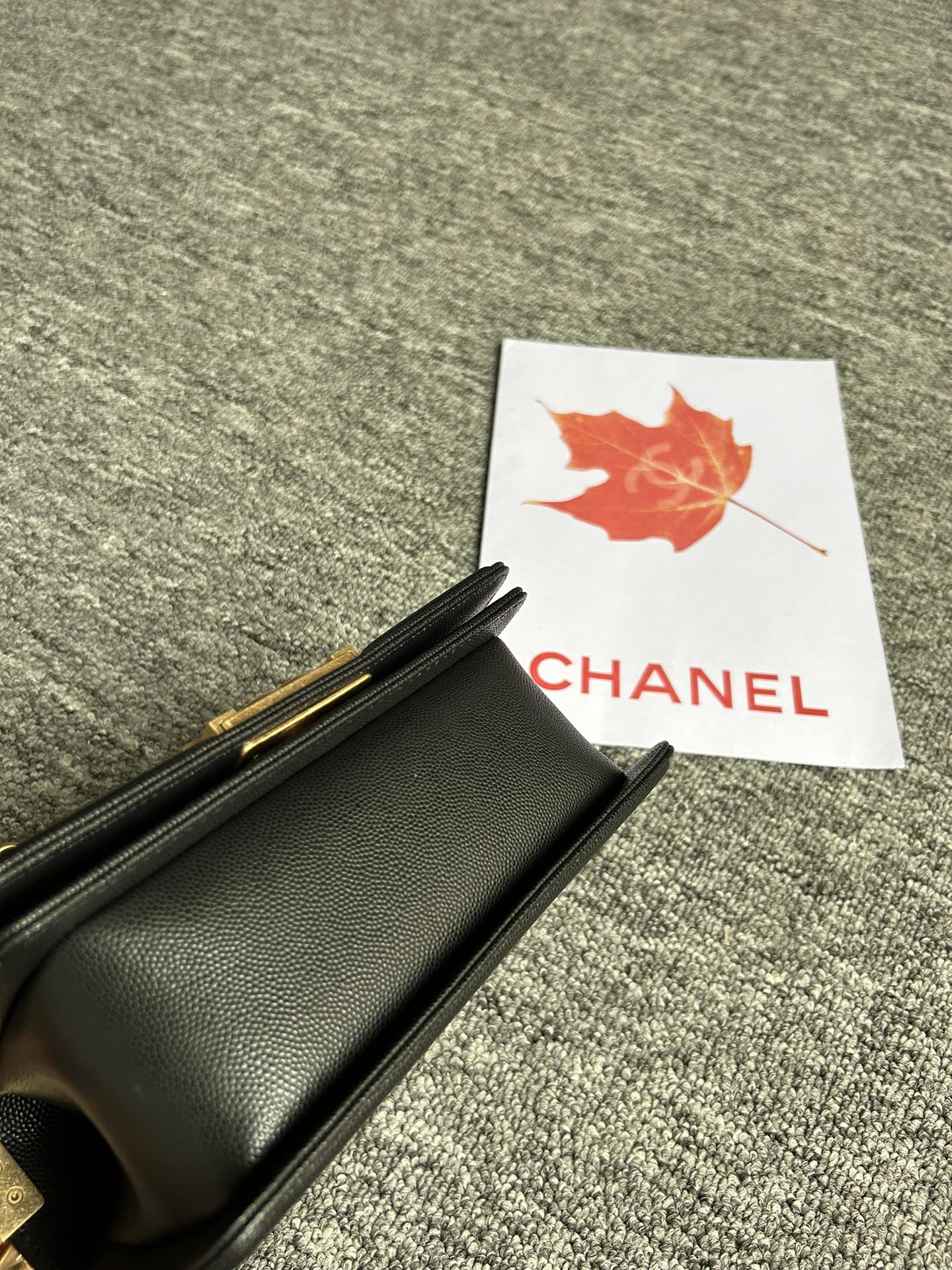 CHANEL BOY BAG SMALL 20 BLACK CHEVRON CAVIAR GOLD HARDWARE