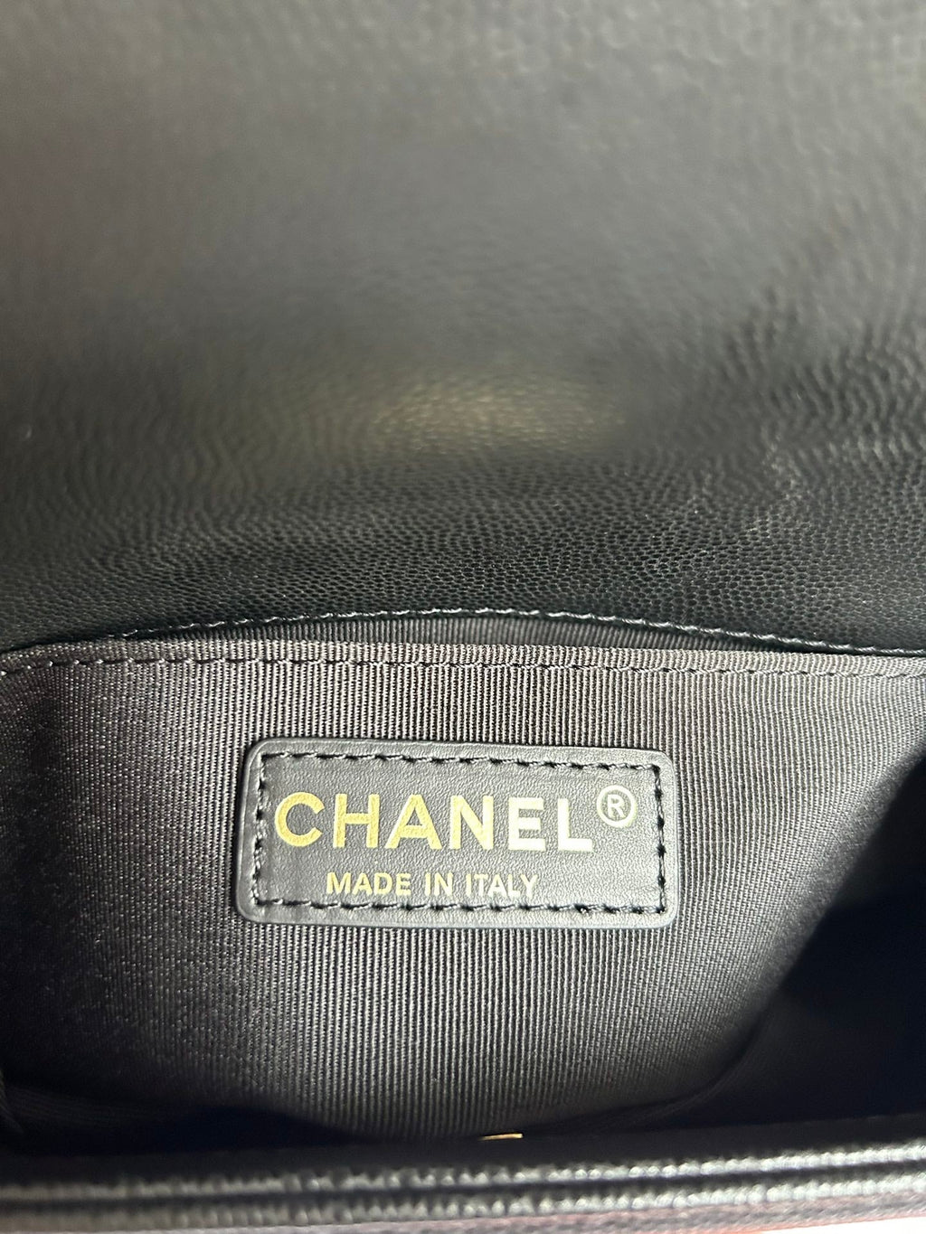 CHANEL BOY BAG SMALL 20 BLACK CHEVRON CAVIAR GOLD HARDWARE
