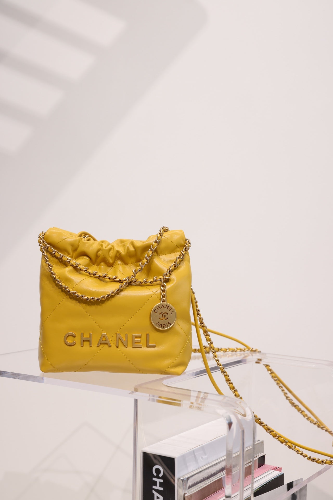 CHANEL HOBO BAG 22 YELLOW LAMBSKIN GOLD HARDWARE