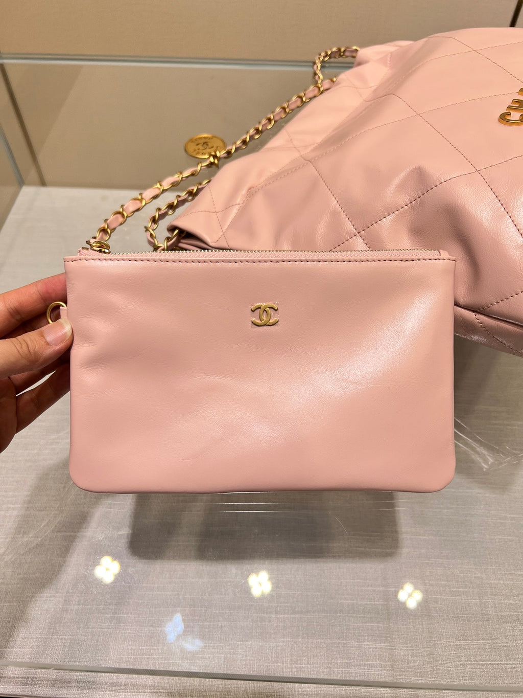 CHANEL HOBO BAG 22 PINK LAMBSKIN GOLD HARDWARE