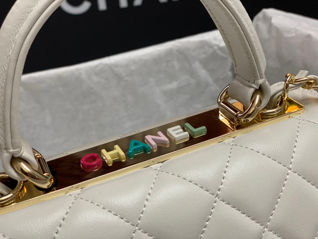 CHANEL TRENDY 20CM WHITE LAMBSKIN GOLD HARDWARE