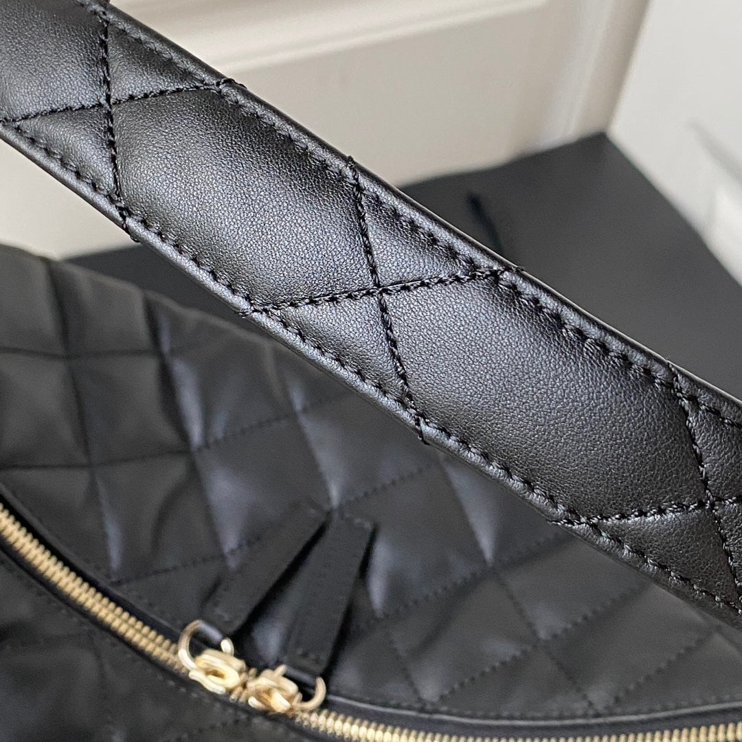 CHANEL LARGE HOBO 37CM BLACK LAMBSKIN GOLD HARDWARE