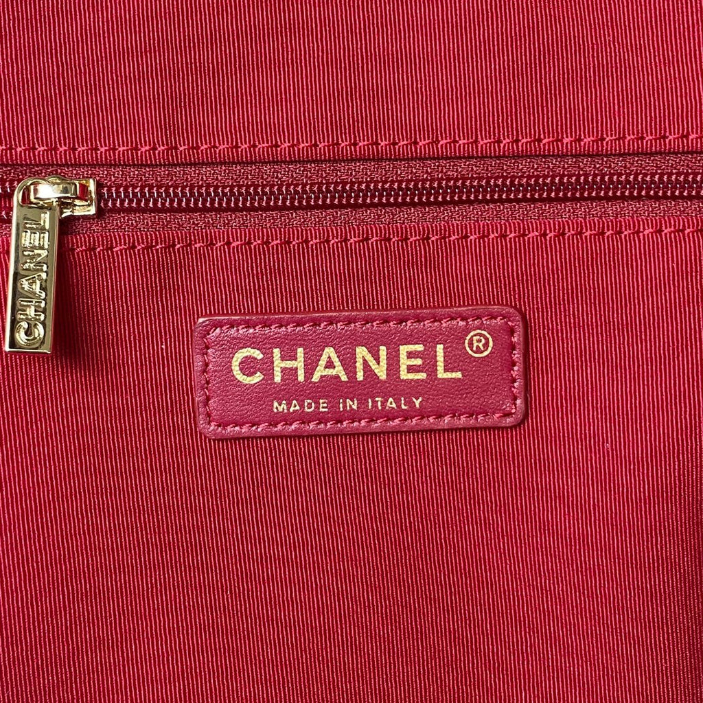 CHANEL LARGE HOBO 37CM BLACK LAMBSKIN GOLD HARDWARE