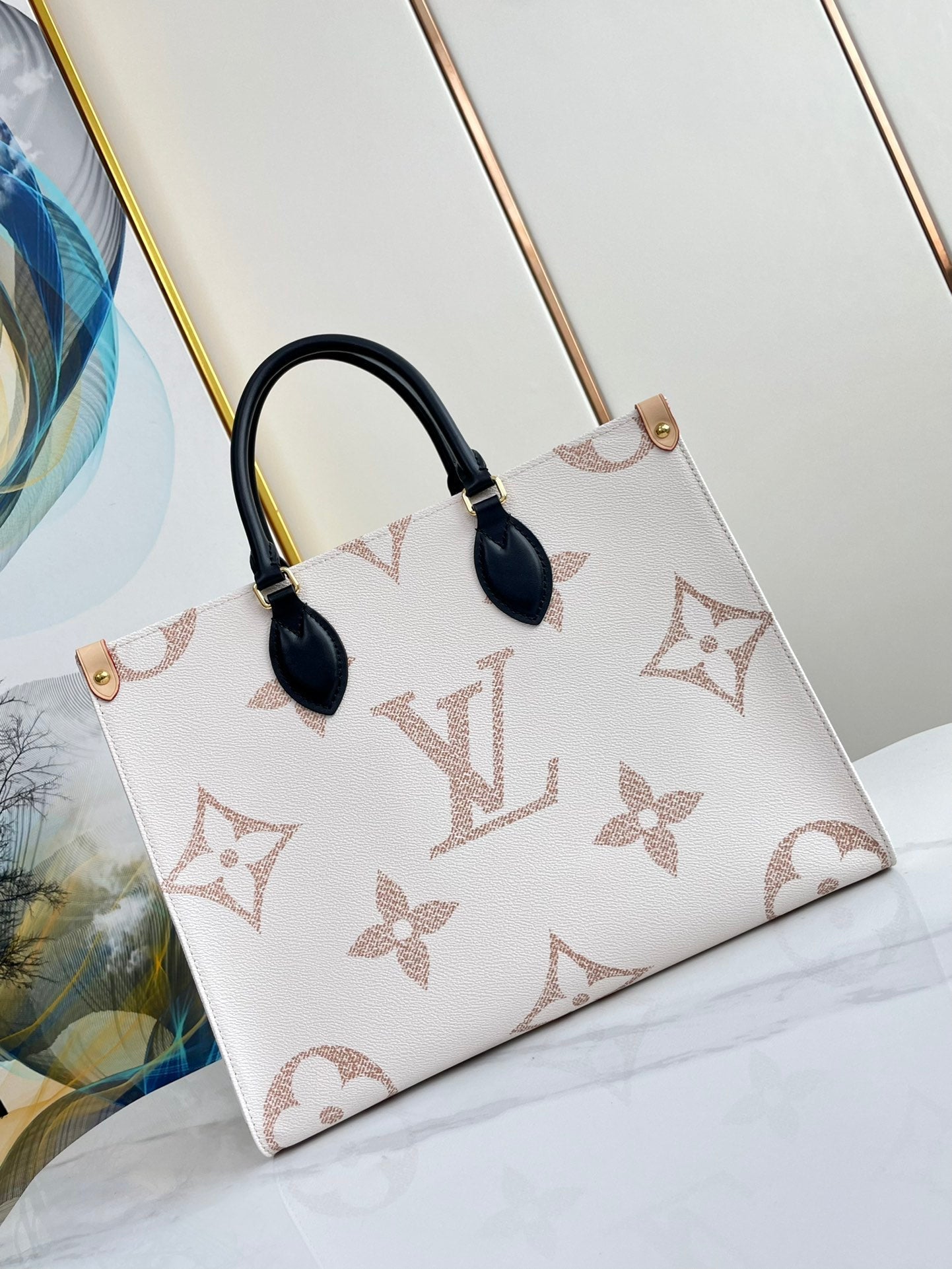 LOUIS VUITTON ONTHEGO 35 WHITE BROWN MONOGRAM CANVAS