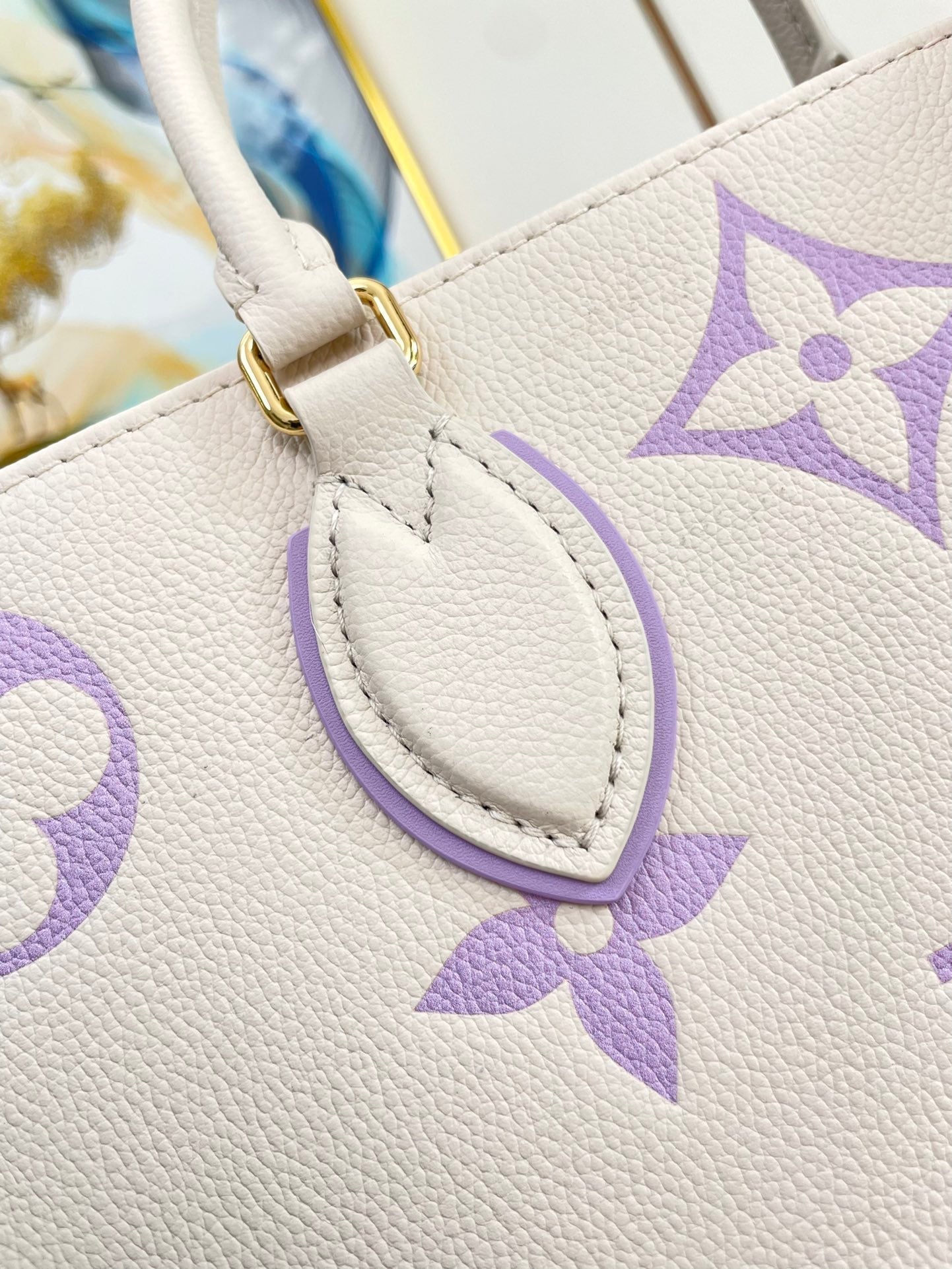LOUIS VUITTON ONTHEGO 35 WHITE PURPLE MONOGRAM CANVAS