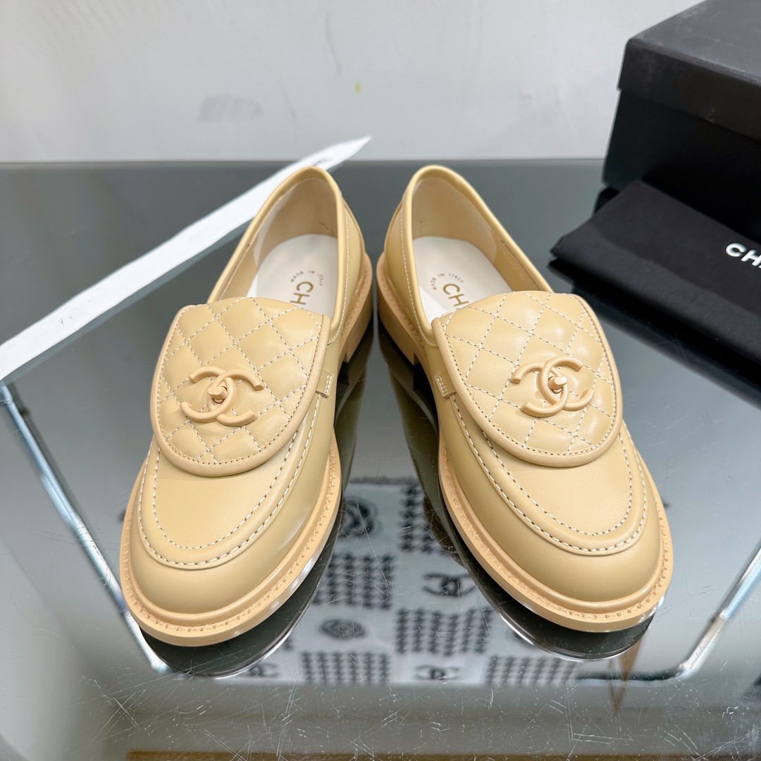 CHANEL Moasins Beige Quilted Calfskin