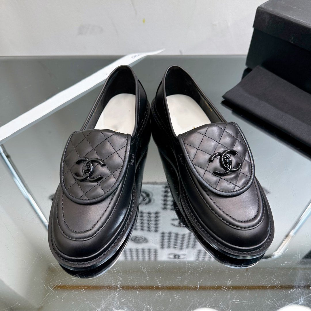 CHANEL Moasins Black Quilted Calfskin