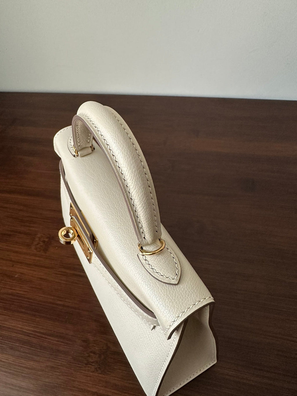 HERMES KELLY MINI 20 WHITE CHEVRE GOLD HARDWARE