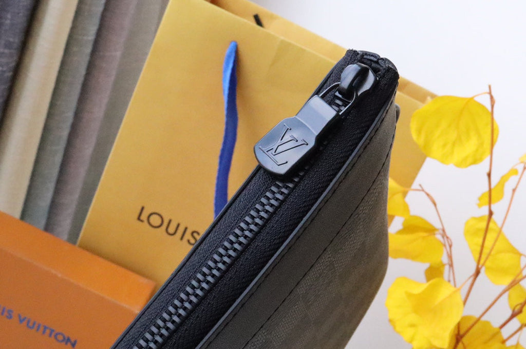 LOUIS VUITTON POCHETTE TO GO 30 DAMIER CANVAS