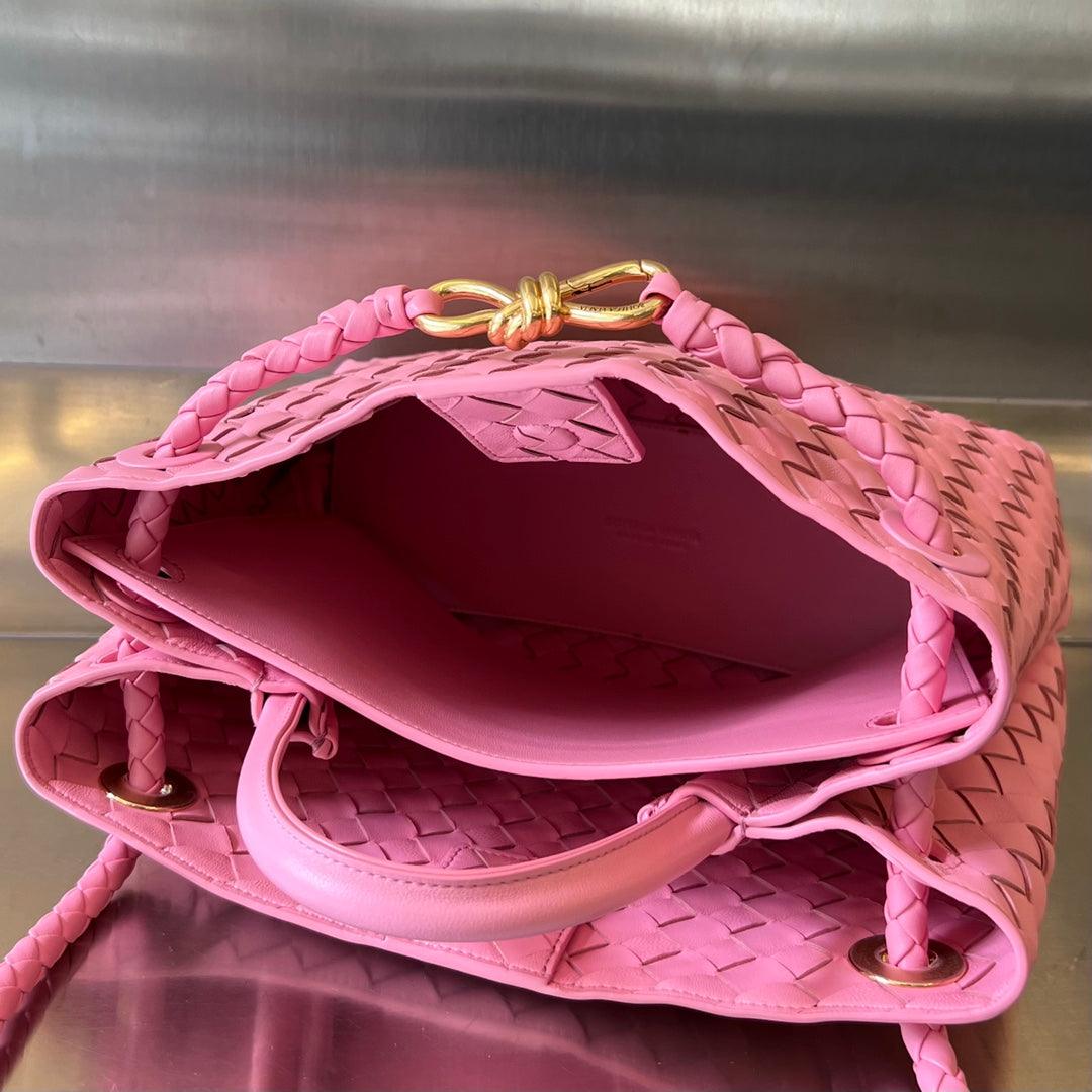 BOTTEGA VENETA MEDIUM ANDIAMO 32CM PINK LAMBSKIN