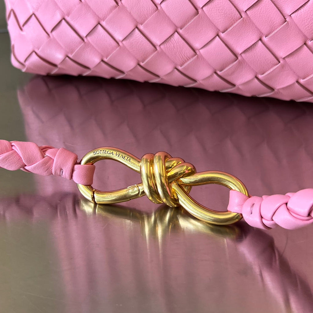 BOTTEGA VENETA MEDIUM ANDIAMO 32CM PINK LAMBSKIN
