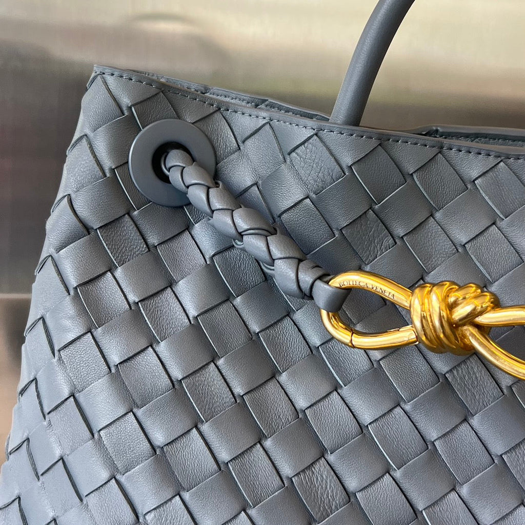 BOTTEGA VENETA MEDIUM ANDIAMO 32CM DARK GREY LAMBSKIN