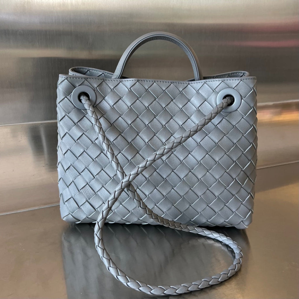 BOTTEGA VENETA SMALL ANDIAMO 25CM DARK GREY LAMBSKIN