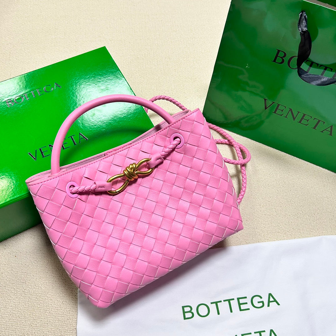 BOTTEGA VENETA SMALL ANDIAMO 25CM PINK LAMBSKIN